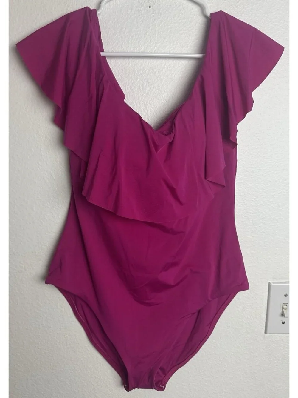 Trina Turk one piece size 14 Magenta Pink New Ruffle Off-the-Shoulder Swimsuit